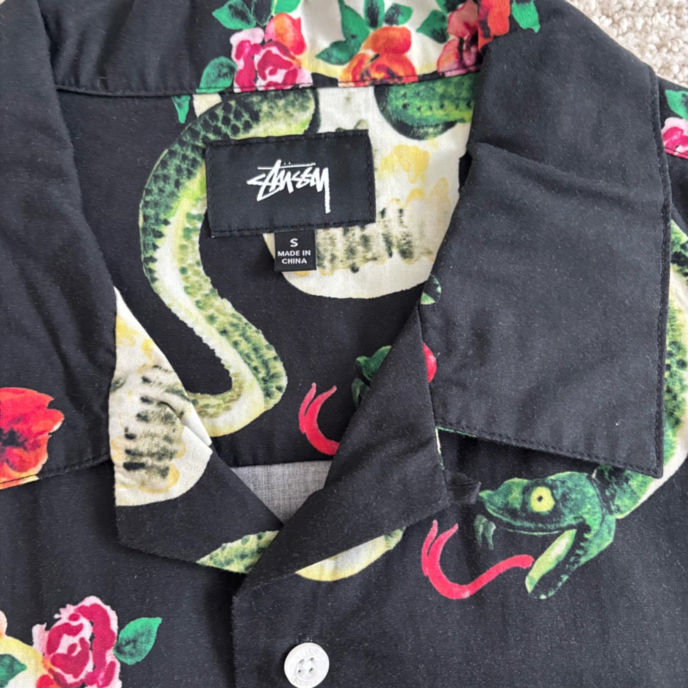 Stussy Skull Pattern Shirt - Picture 5 of 6